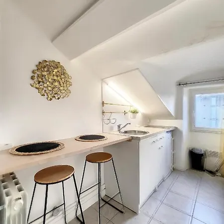 Au Bel Ami Apartment